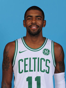 生猛！21岁小将替补梅开二度，后脚跟写意破门+戏耍裤袜（凶猛爆发！21岁新星替补双响，后脚跟潇洒破门+戏耍裤袜）