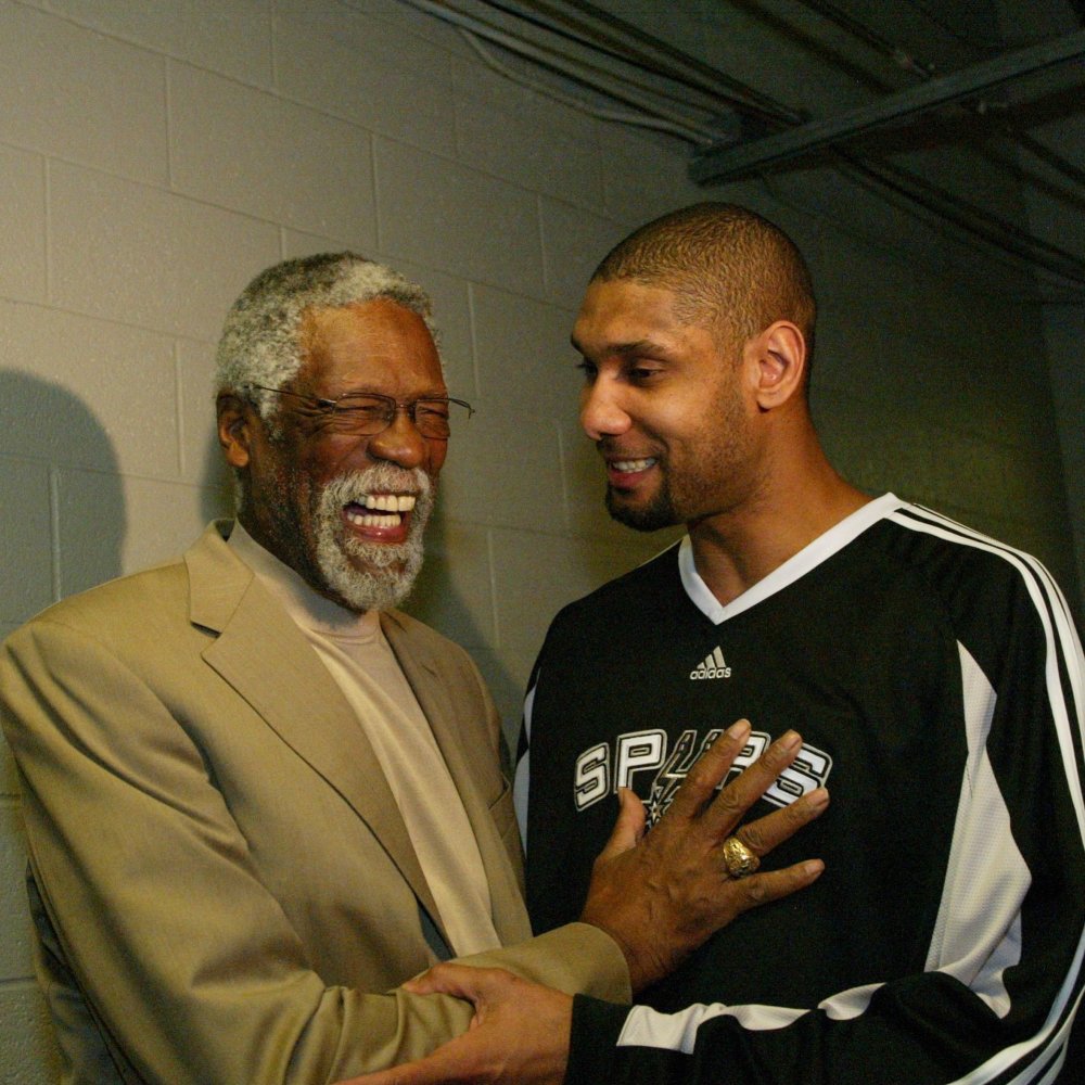 尤文官方：弗拉霍维奇成功接受了左内收肌腱撕脱修复手术（尤文官宣：弗拉霍维奇左侧内收肌腱撕脱修复手术顺利完成）