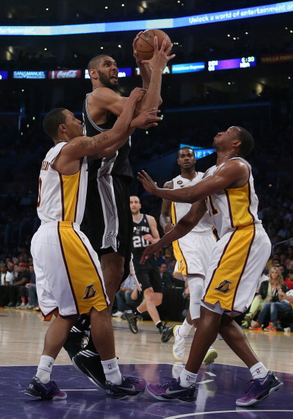 马里奥-苏亚雷斯：巴列卡斯不像西甲球场，像第三世界的球场（马里奥-苏亚雷斯：巴列卡斯更像第三世界球场，而非西甲赛场）